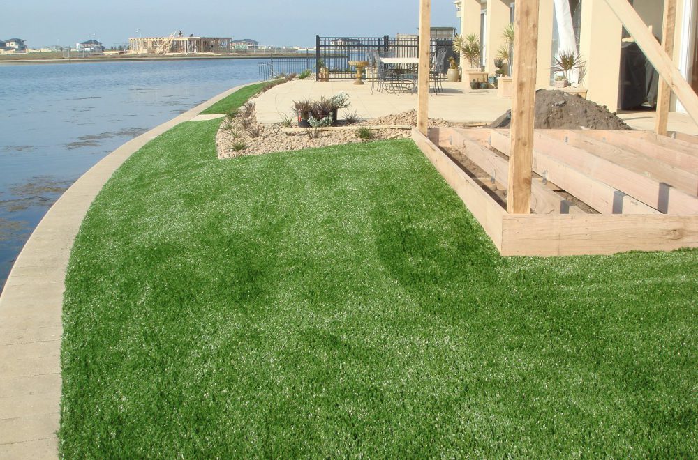 STUNNING ARTIFICIAL GRASS FOR COMMERCIAL AREA