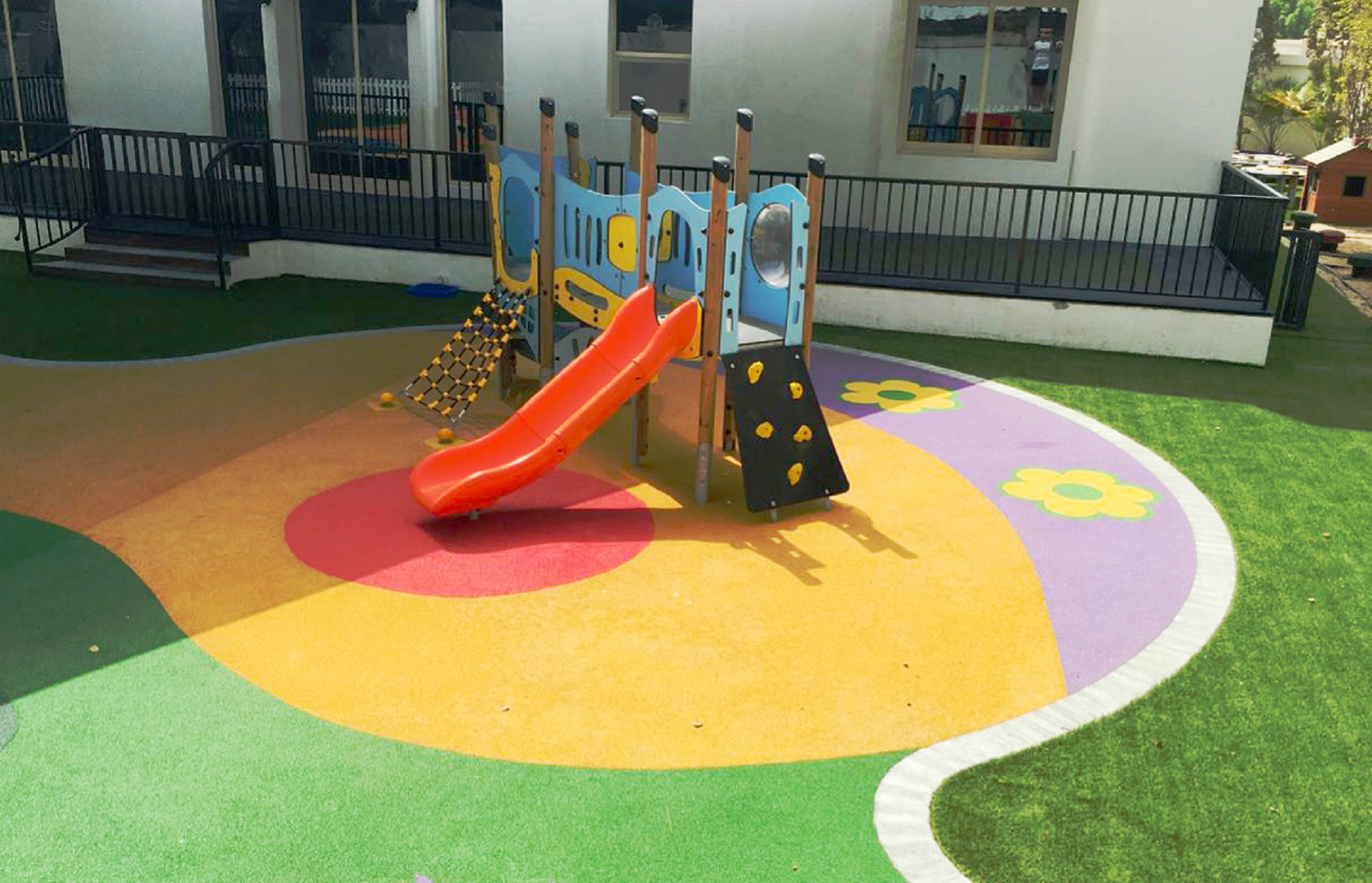 HAVE FUN ON ARTIFICIAL PLAYGROUND TURF