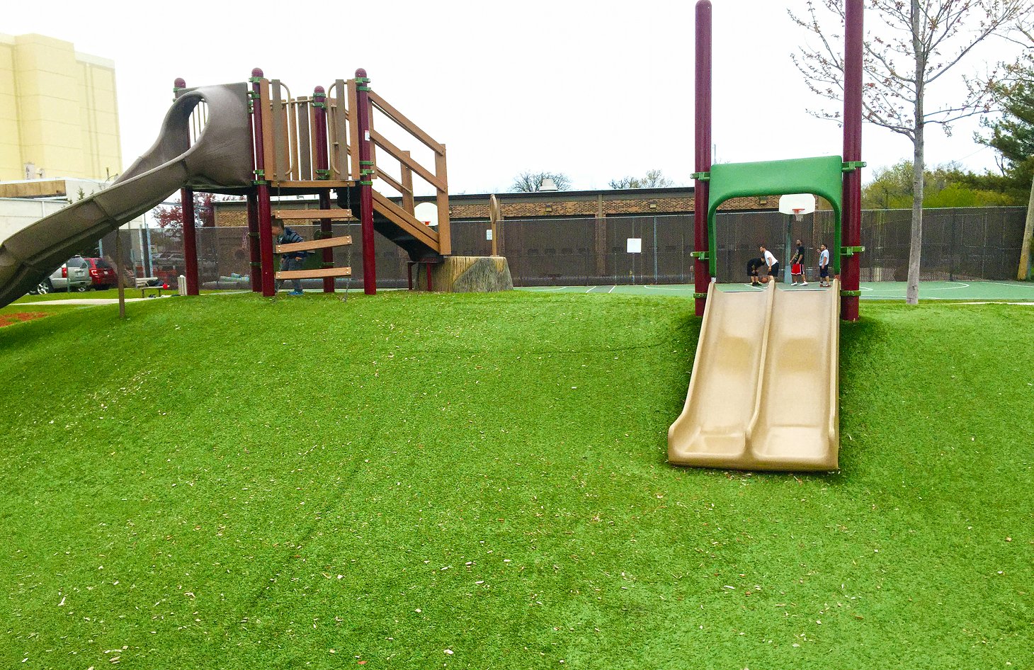 SYNTHETIC TURF FOR PLAY AREAS & PLAYGROUNDS