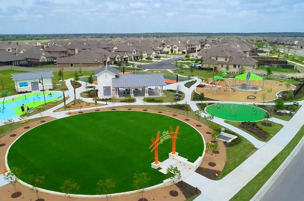 PLAYGROUND TURF SUITED FOR PLAY AREAS