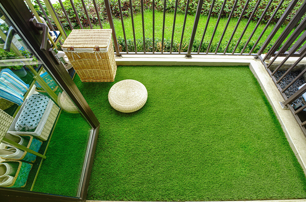 INSTALL ARTIFICIAL GRASS FOR YOUR BALCONY OR TERRACE