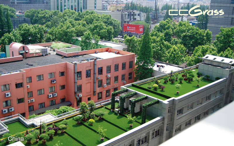 Artificial grass landscape on rooftop