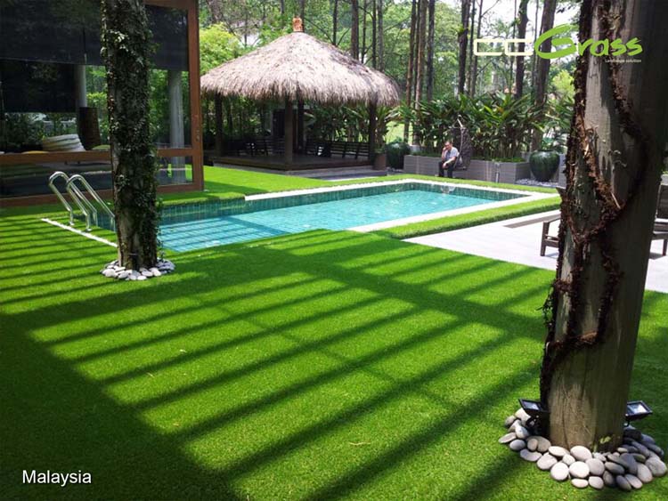 CCGrass, artificial grass around swimming pool