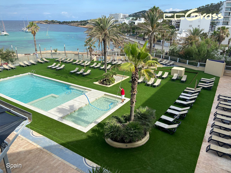 CCGrass, best artificial grass for poolside areas